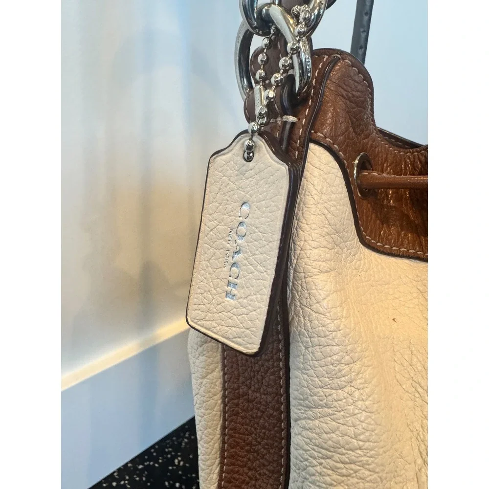 Coach Pebbled Leather Drawstring Bucket Bag Cream Tan Silver Tone Hardware - Picture 3 of 14